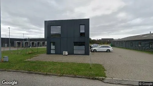 Erhvervslokaler til leje i Løsning - Foto fra Google Street View