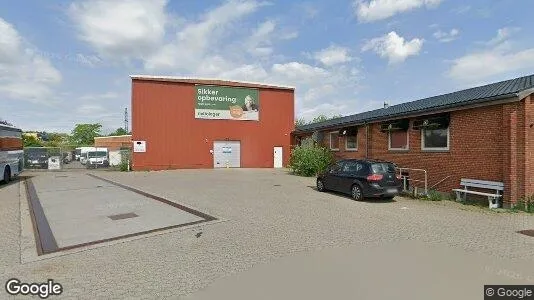 Lagerlokaler til leje i Vallensbæk Strand - Foto fra Google Street View