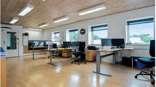 Lagerlokaler til leje i Løsning - billede 7